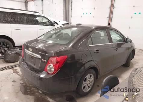 2016 Chevrolet Sonic Lt Auto из США, поврежденный, VIN 1G1JC5SB7G4158435